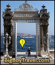 istanbule new town walking tour map, dolmabahce palace river gate