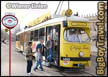 vienna tram tour yellow tourist