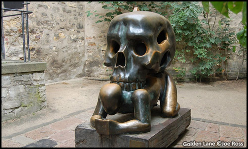 Free Little Quarter Walking Tour Map Prague Castle - Lesser Town Golden Lane Skull Statue