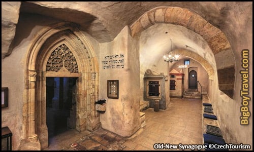 Free Prague Jewish Quarter Walking Tour Map Kosher Josefov - Old New Synagogue interior