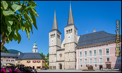 Free Old Town Berchtesgaden- Walking Tour Map - Royal Palace Collegiate Church