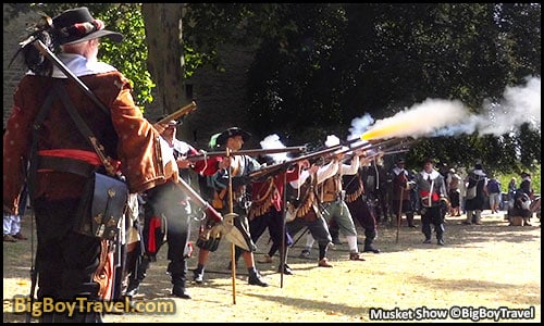 Imperial City Days In Rothenburg Reichsstadt Festtage - Musket and Cannon Show